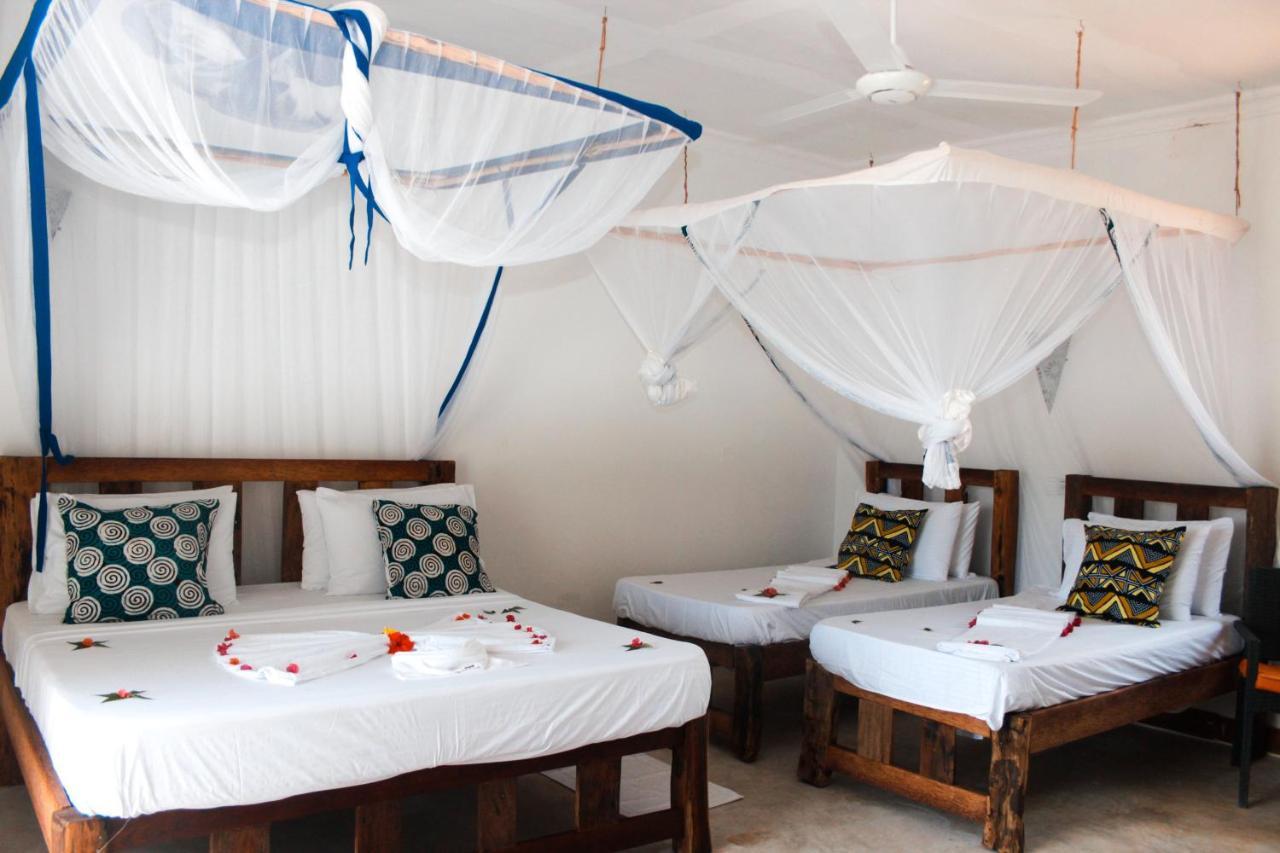 Zanzibar Kusini Beach Bungalows Hotel คิซิมคาซิ ภายนอก รูปภาพ
