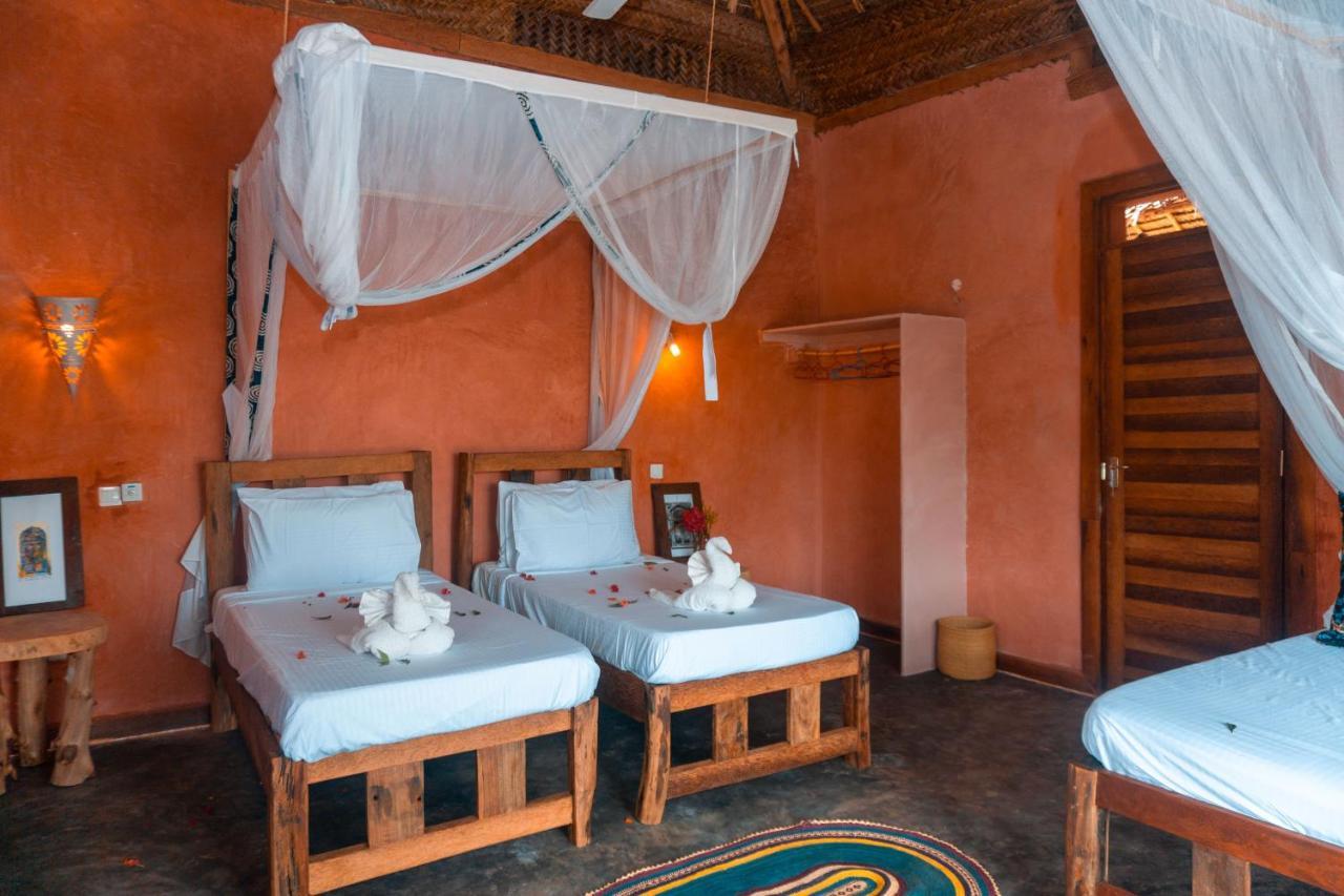 Zanzibar Kusini Beach Bungalows Hotel คิซิมคาซิ ภายนอก รูปภาพ
